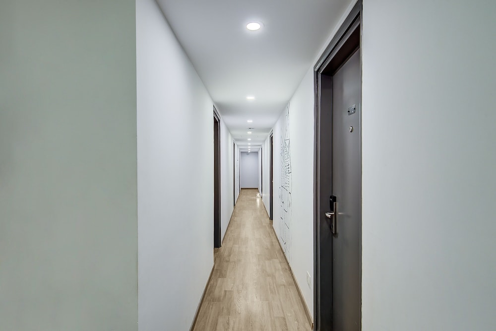 OYO Townhouse 046 Khar West Station