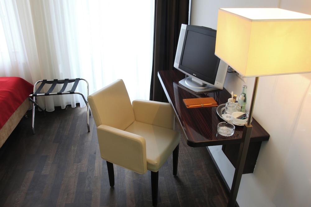 Helvetia Hotel Munich City Center