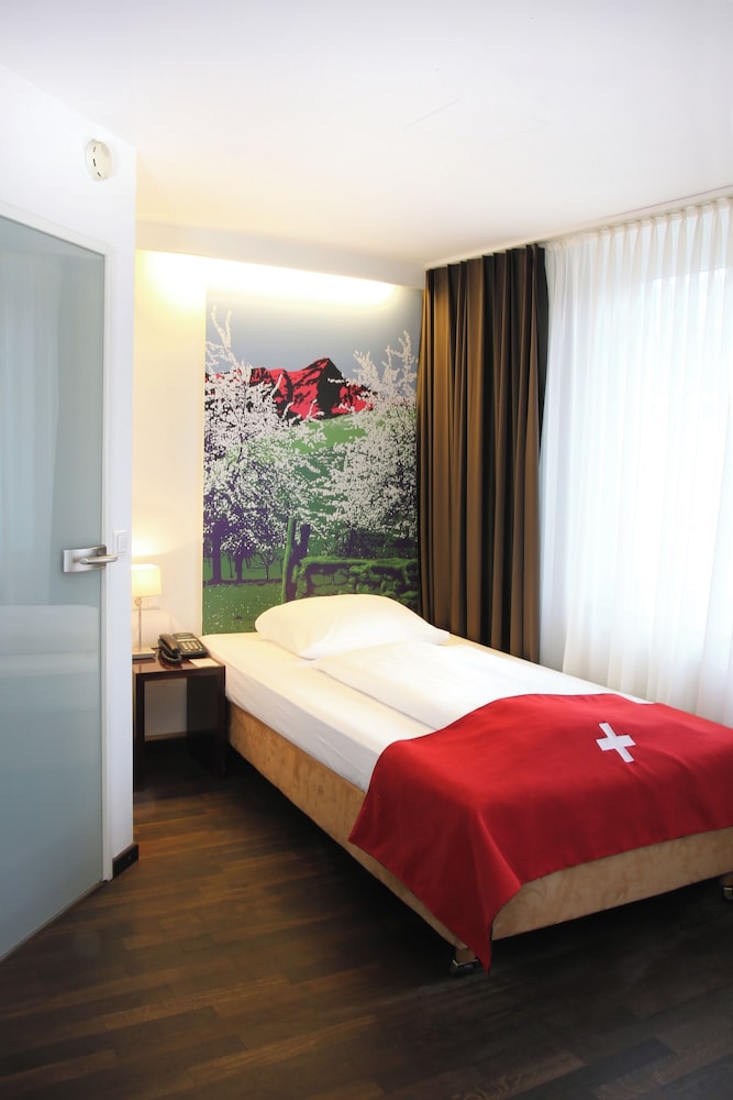Helvetia Hotel Munich City Center