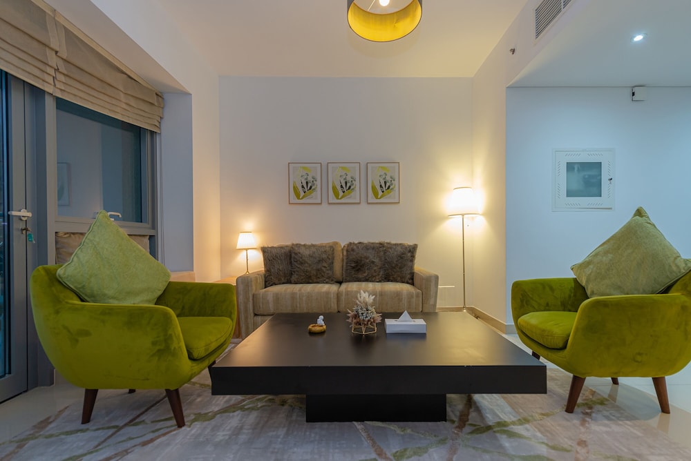 Marco Polo - 2 BR with Burj Khalifa View - 5 min to Dubai Mall