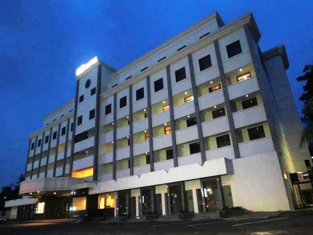 Aglow Hotel Harbor Bay Batam