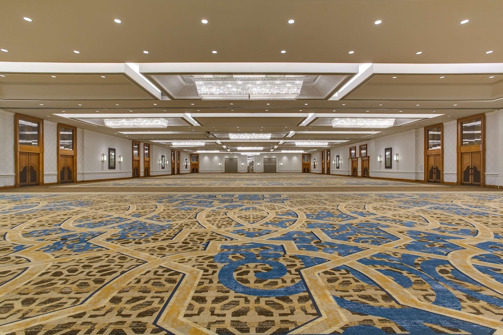 Hilton New Orleans Riverside