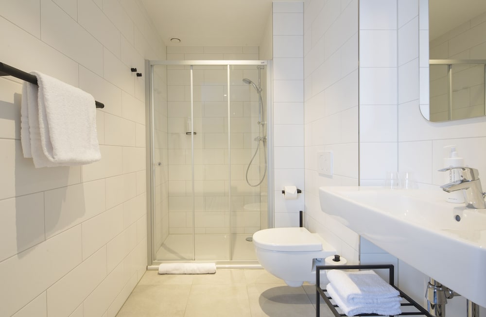Corendon Urban Amsterdam Schiphol Airport Hotel