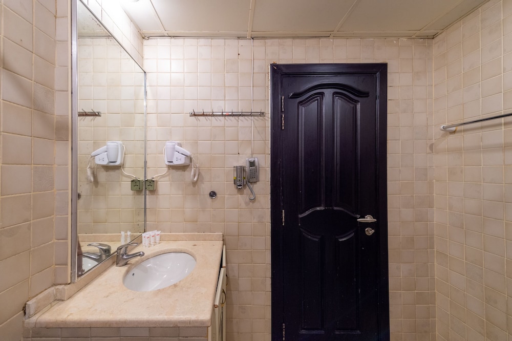 Hafez Hotel Apartments
