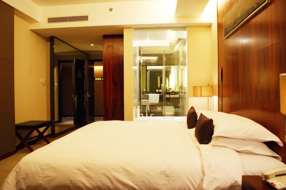 Yiwu International Mansion Hotel