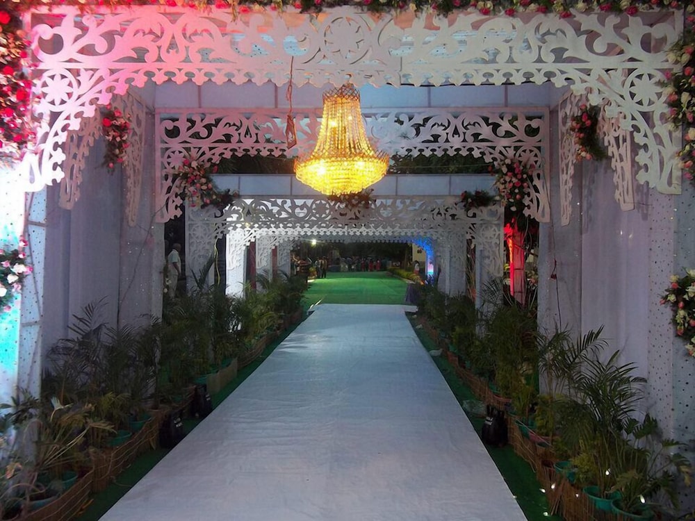 Summer Green Resort