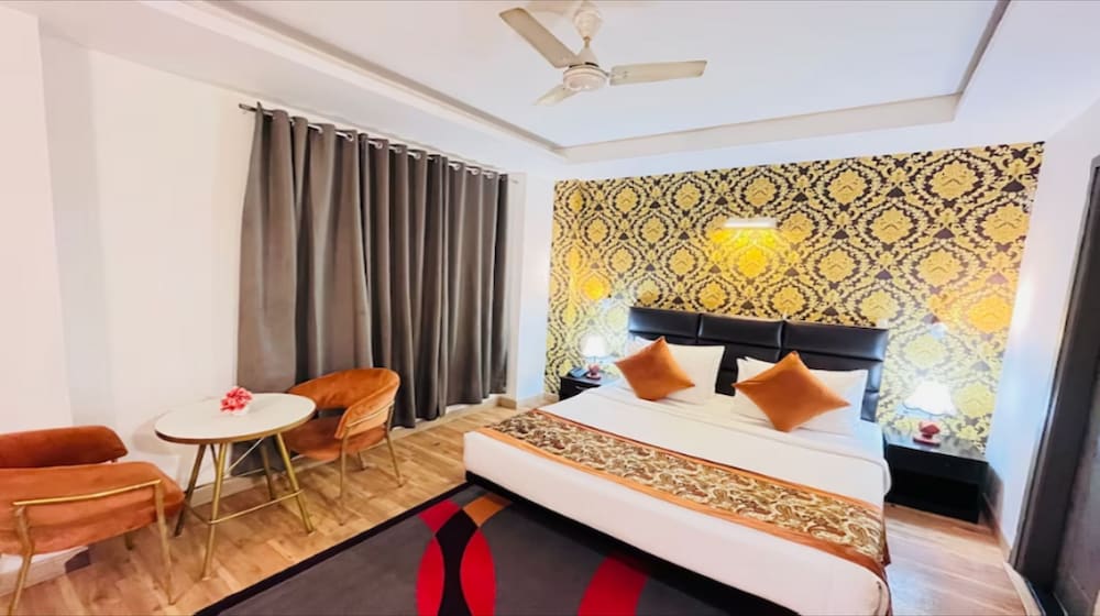 Hotel AT Residency