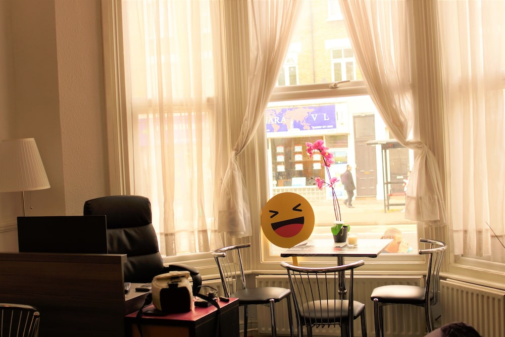 Plaza Hotel Hammersmith