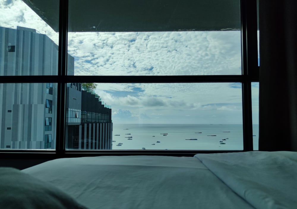 Pattaya Central Sea View Pool Suite