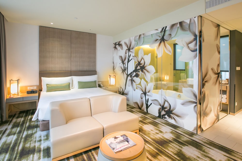 Crowne Plaza Changi Airport by IHG