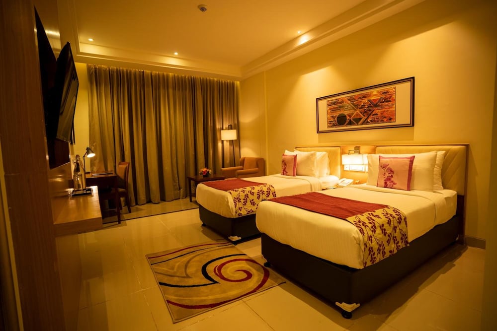 Royal Orchid Central, Shimoga