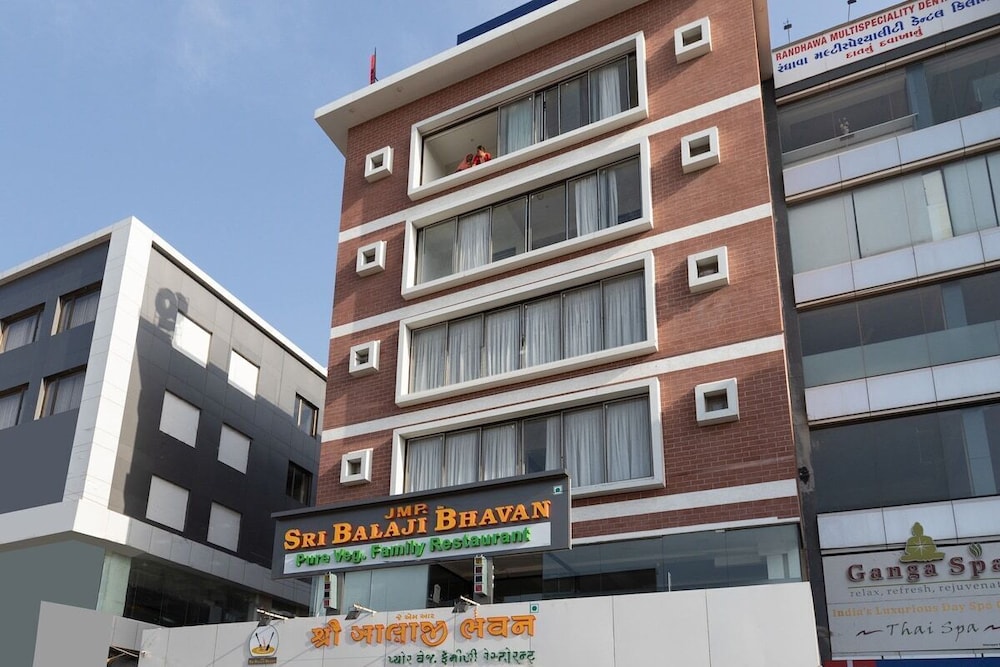 Hotel Sapphero Akshar Inn