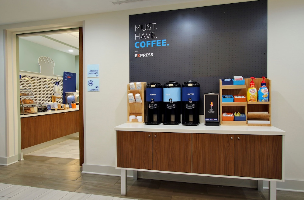 Holiday Inn Express New York - Manhattan West Side by IHG