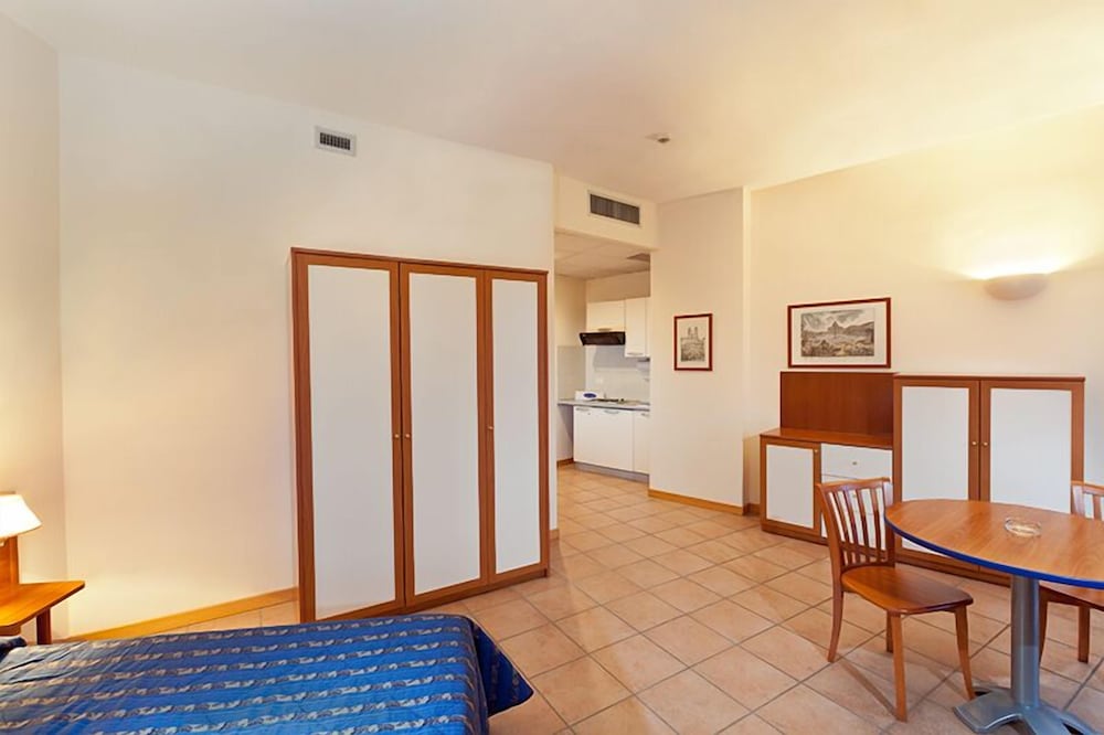 Parco De Medici Residence Hotel