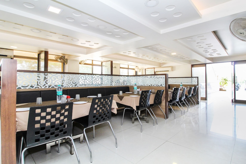 Hotel Sai Grand Castle Inn