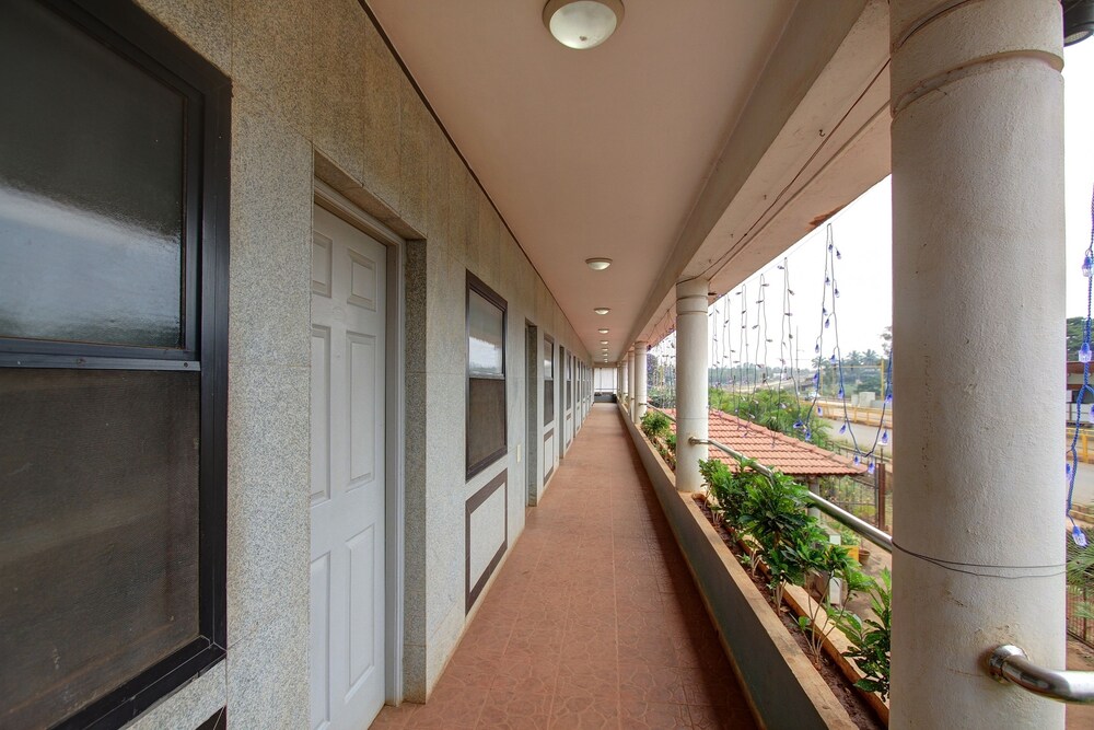 HOTEL TRAVEL INN