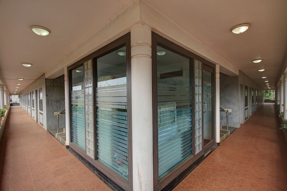 HOTEL TRAVEL INN