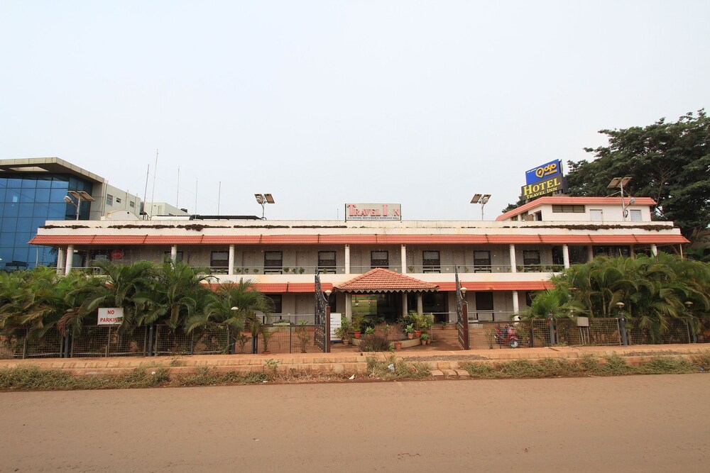 HOTEL TRAVEL INN