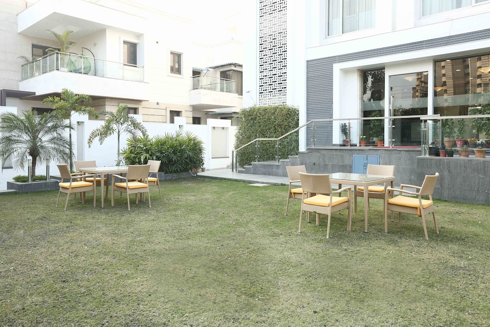 Eden Residency