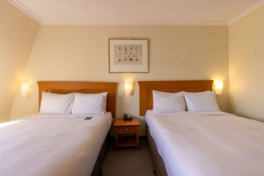 Sydney Harbour Hotel