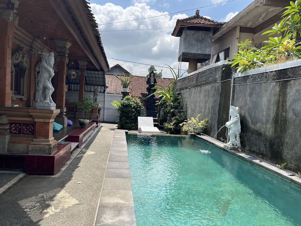 Nyoman Badri Homestay