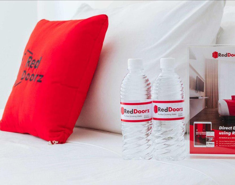 RedDoorz Plus near Ateneo de Davao