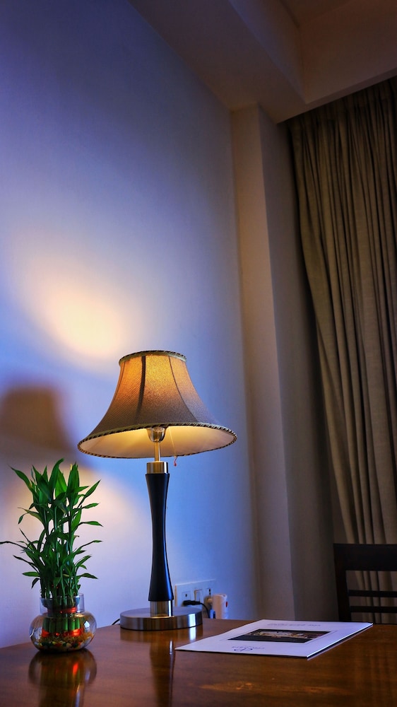 City Park Resort Near Yashobhoomi