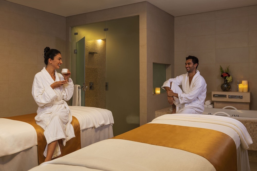 Sheraton Mall of the Emirates Hotel, Dubai