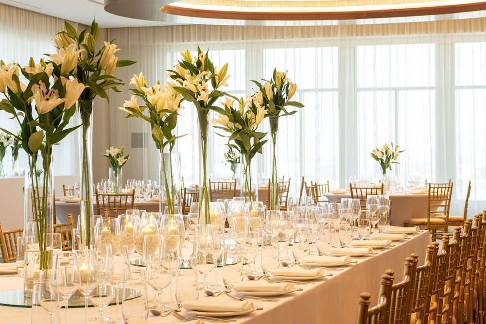 Sheraton Mall of the Emirates Hotel, Dubai