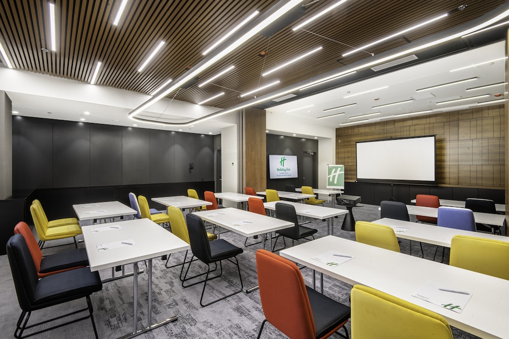 Holiday Inn Yerevan - Republic Square By IHG