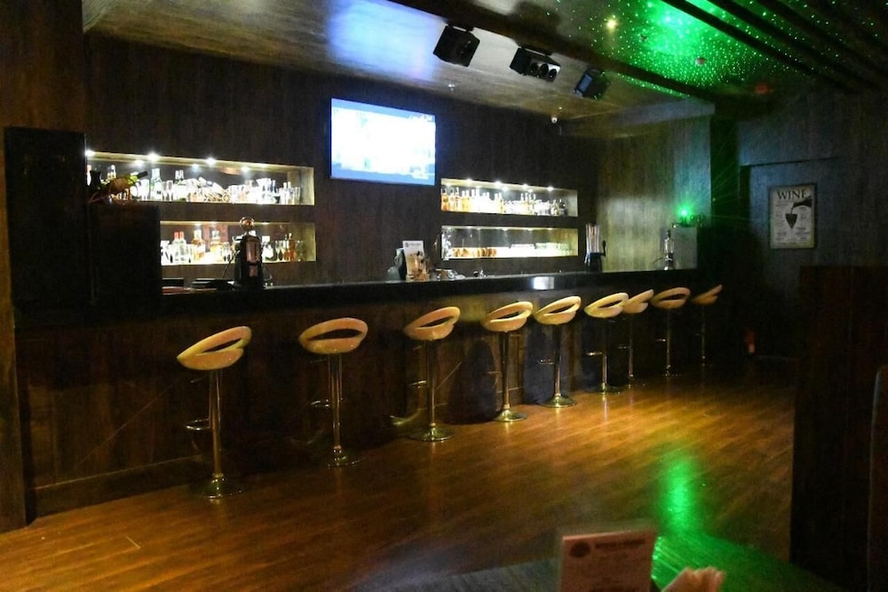 Bravura Gold Resort