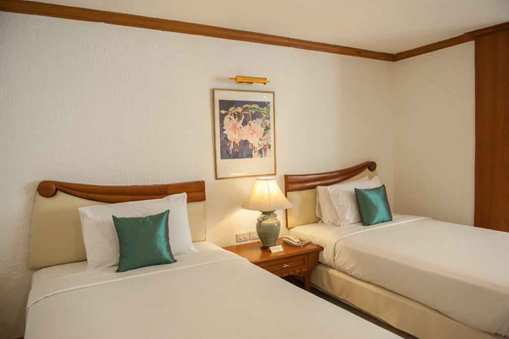 Lido Beach Hotel Pattaya