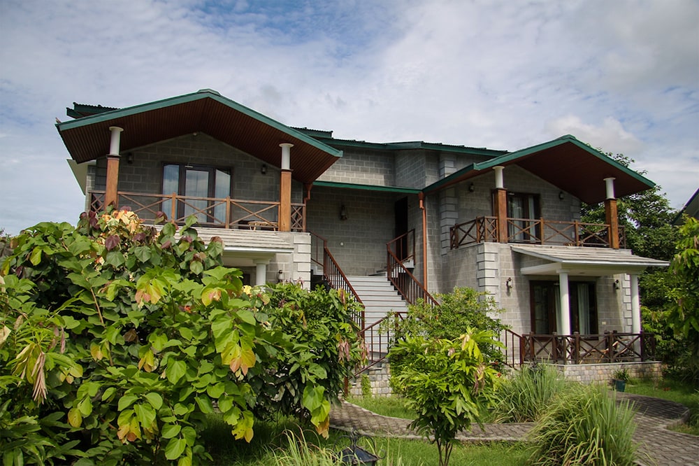 Aahana Resorts Jim Corbett