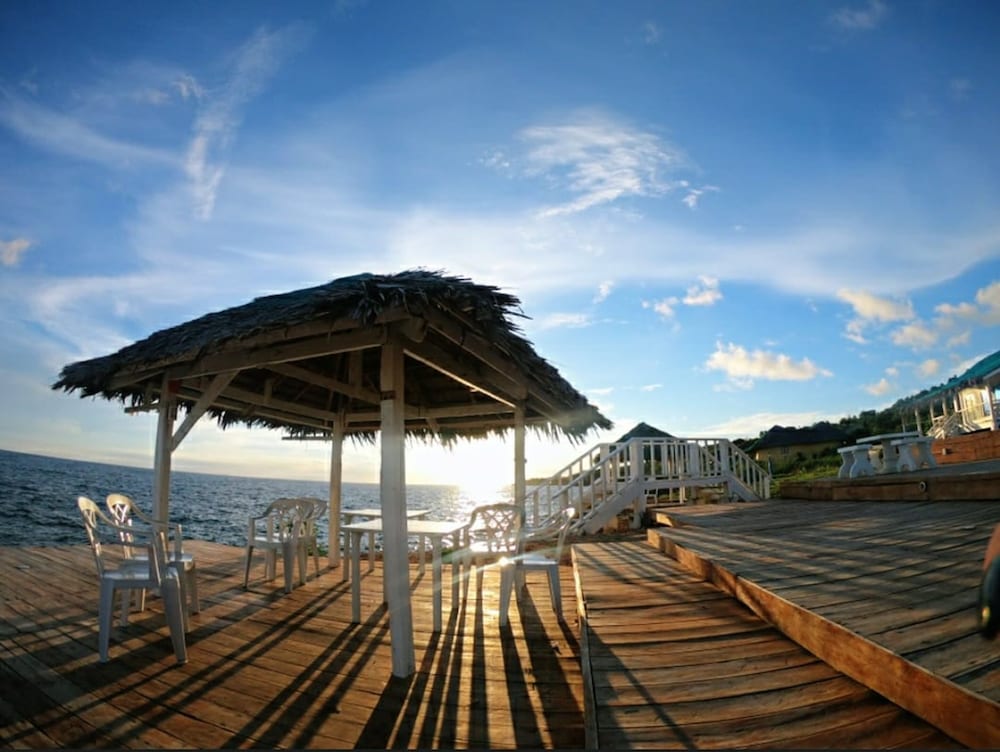 Siquijor Eastern Garan Seaview Resort