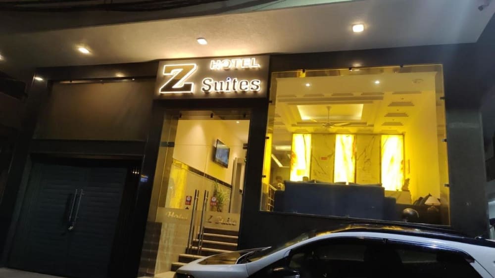 Hotel Z Suites