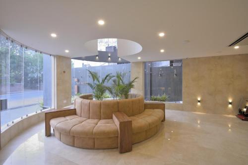 Urbane The Hotel