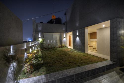 Urbane The Hotel
