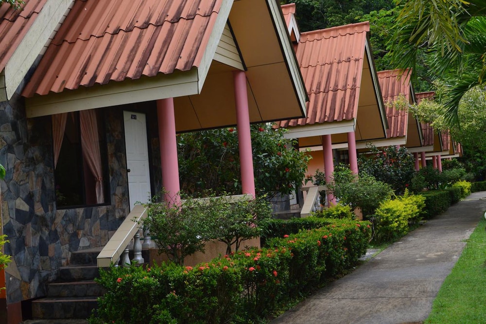 Rim Khao Resort