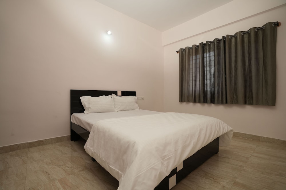 Srushti Service Apartment