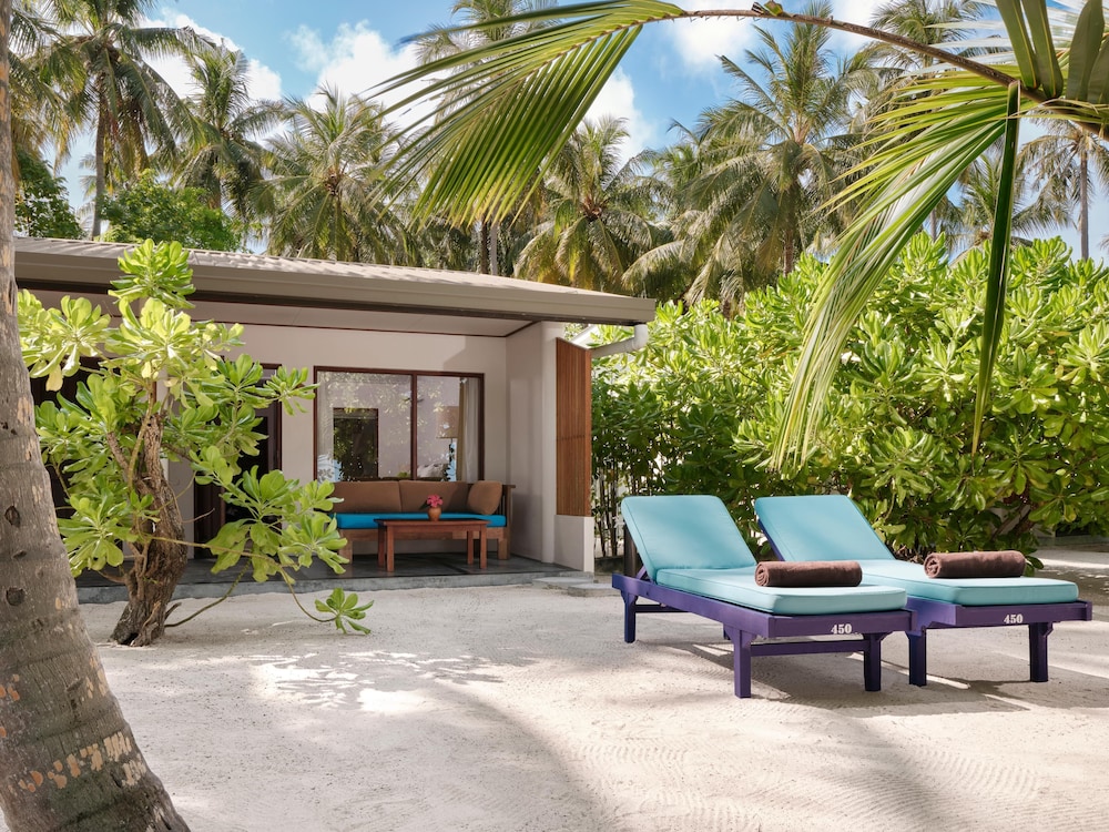 Villa Park at Sun Island