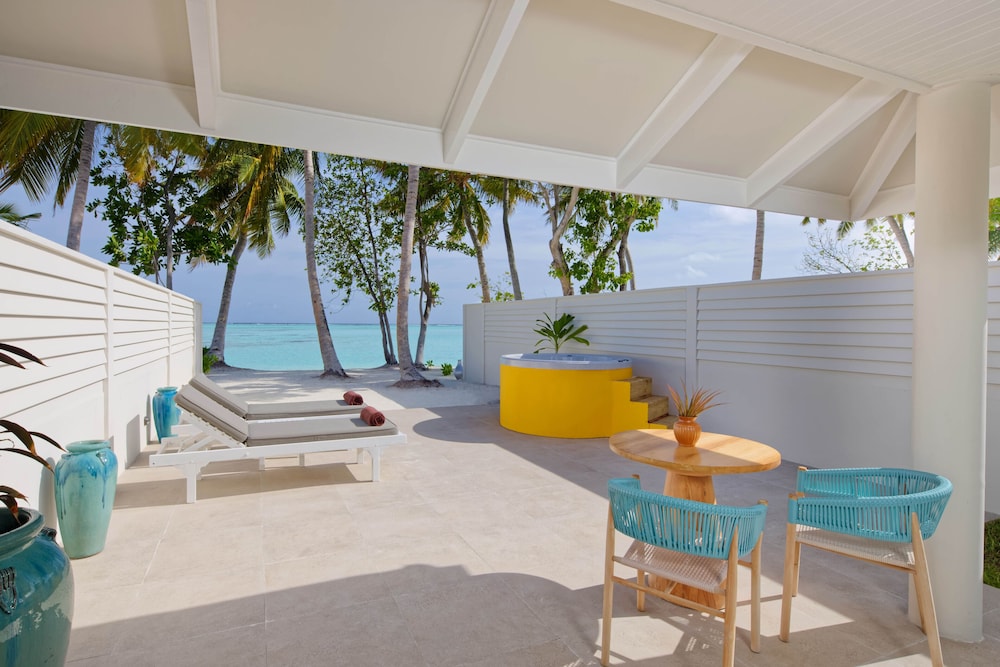 Villa Park at Sun Island