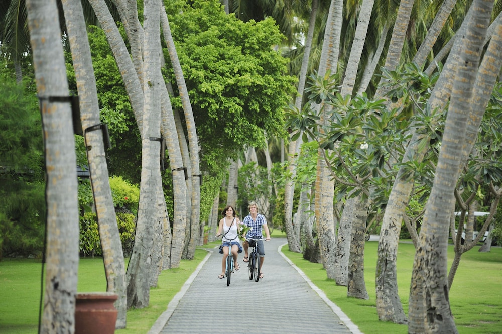 Villa Park at Sun Island
