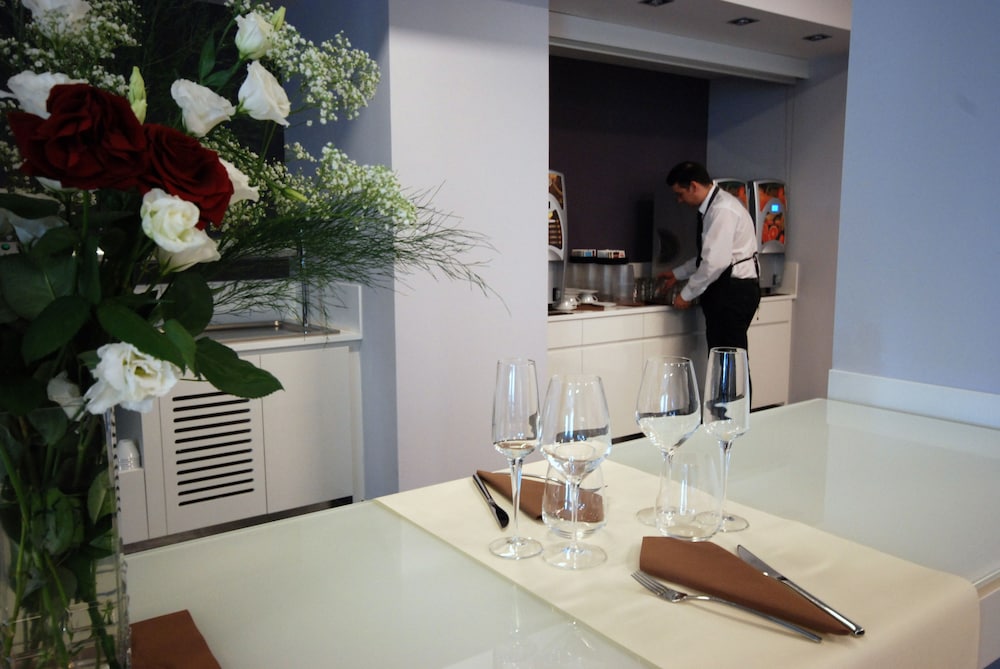 Holiday Inn Milan Nord Zara by IHG