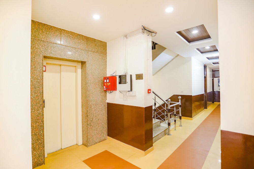 FabHotel Hexa Ghaziabad