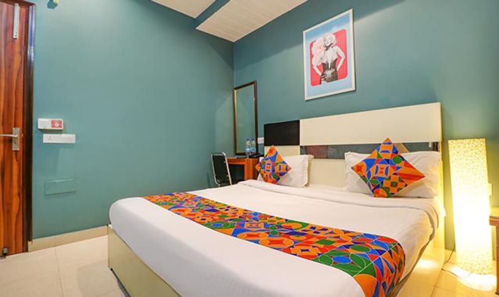 FabHotel Church House Rohini