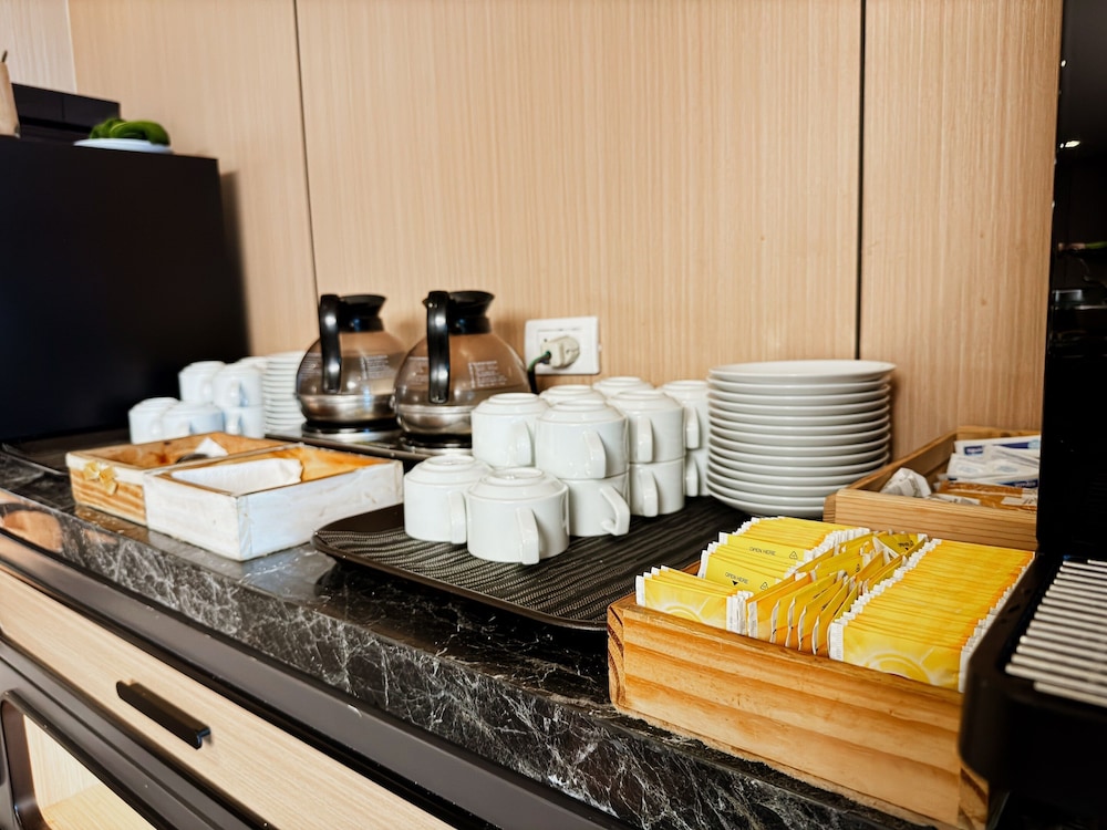 iCheck inn Residences Patong