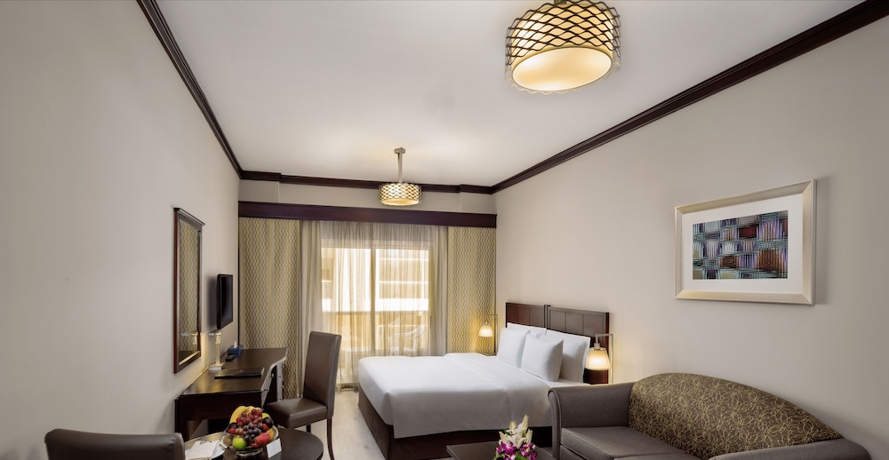 Savoy Crest Hotel Apartments