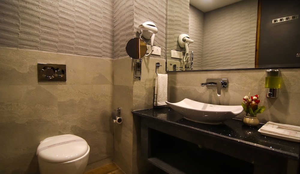 Goldenfern Resort