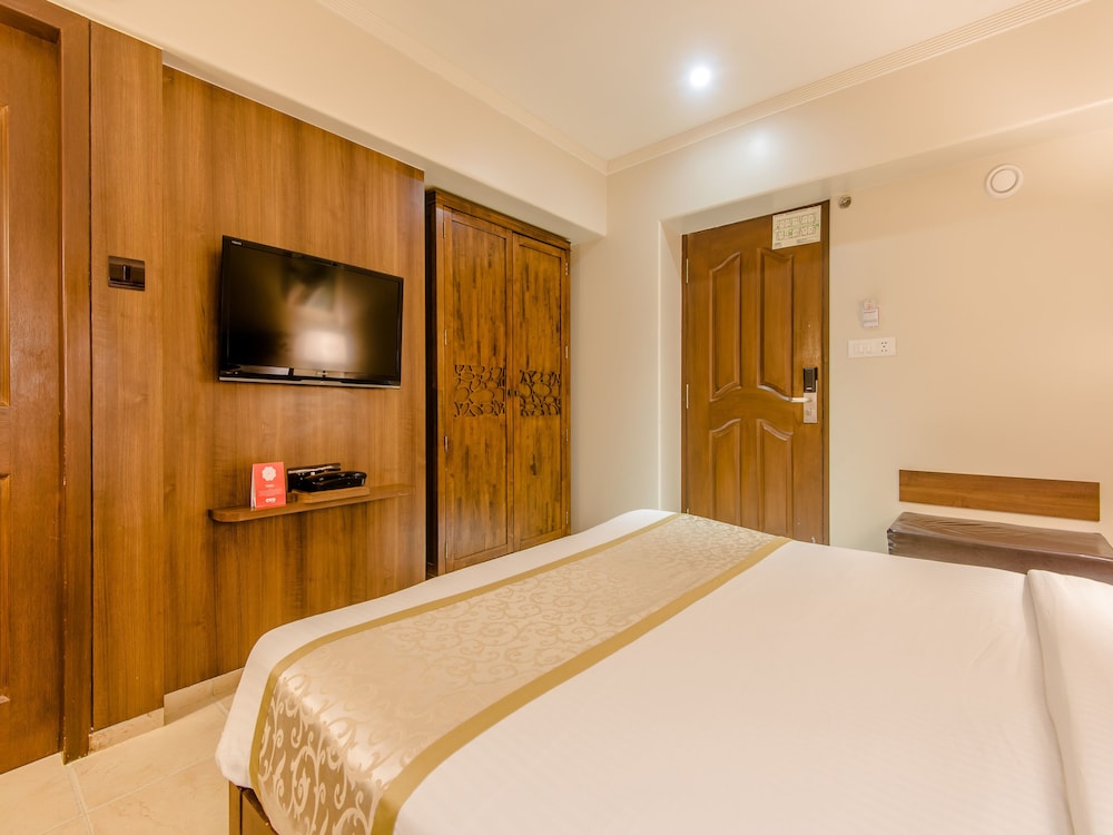 Hotel Maharaja Business Hotel