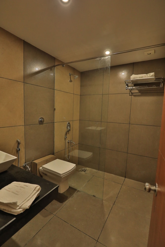 Hotel Tania Searock Managed by ODON Hospitality